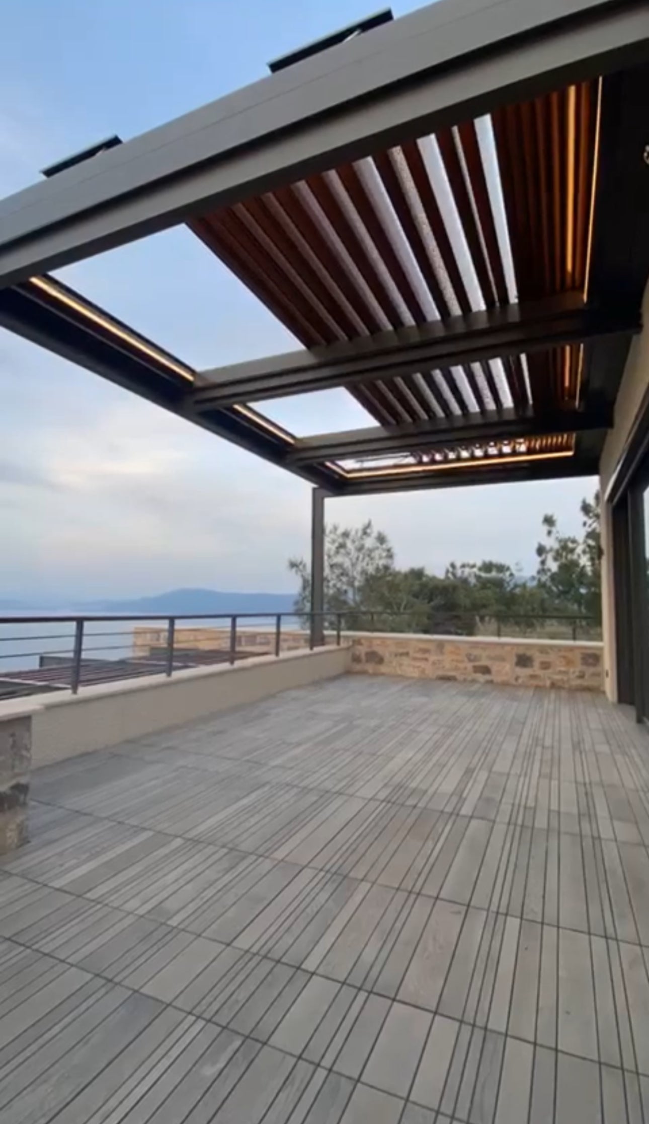 Matterhorn Rolling Roof Retractable Smart System Bioclimatic Pergola