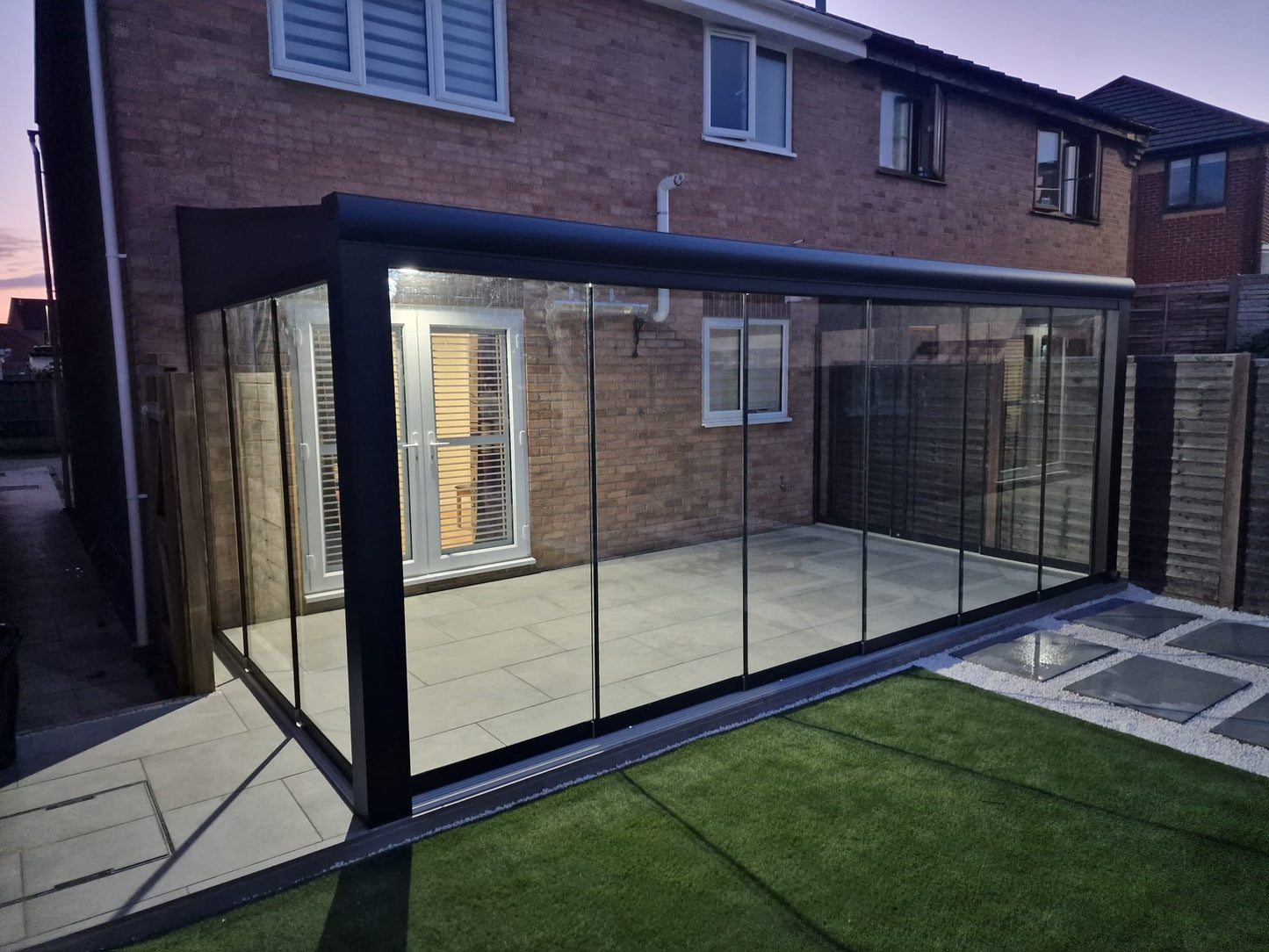 Cayman Aluminium Glass Sun Room Veranda Wall Mounted & Freestanding