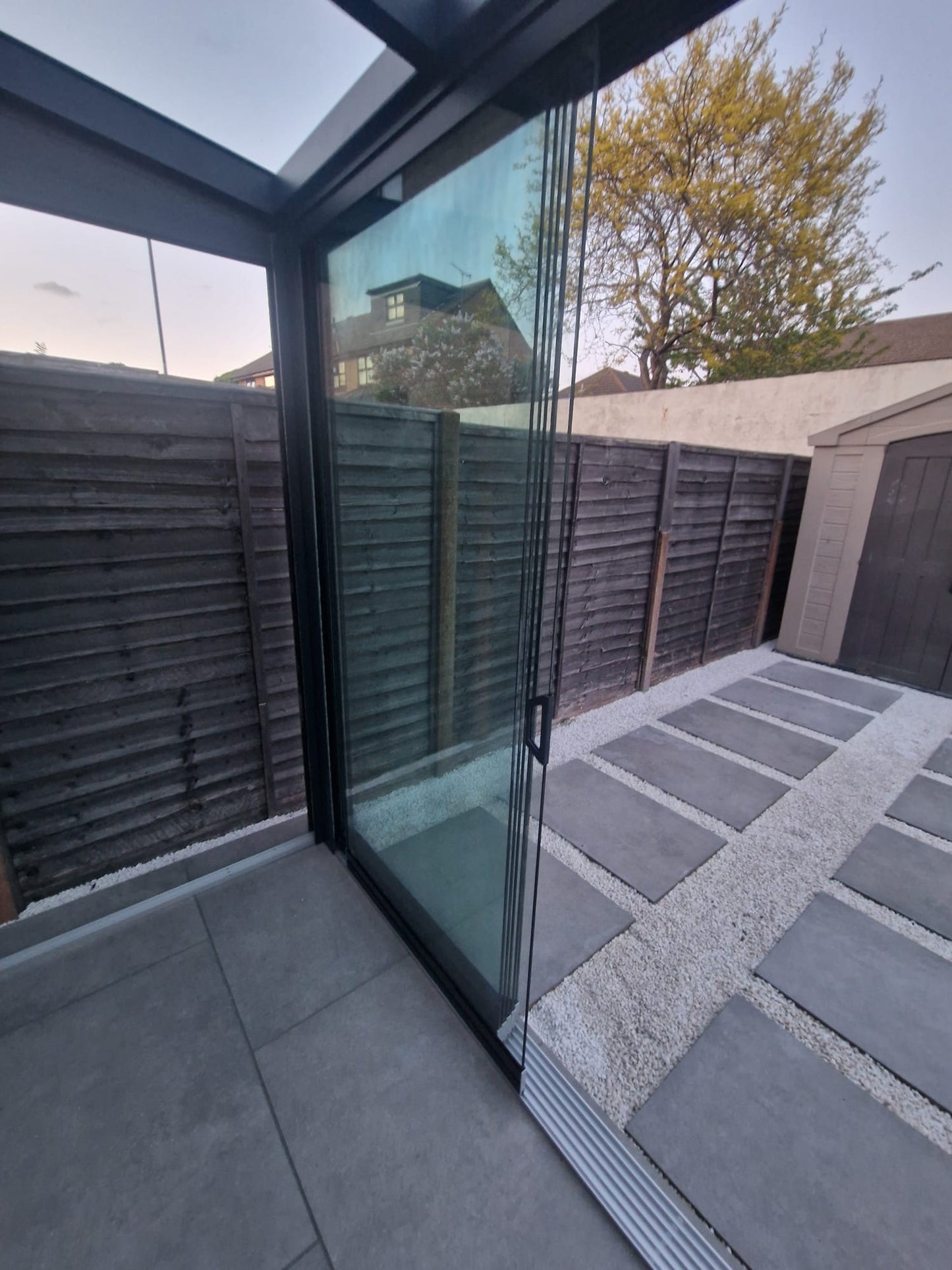 Cayman Aluminium Glass Sun Room Veranda Wall Mounted & Freestanding