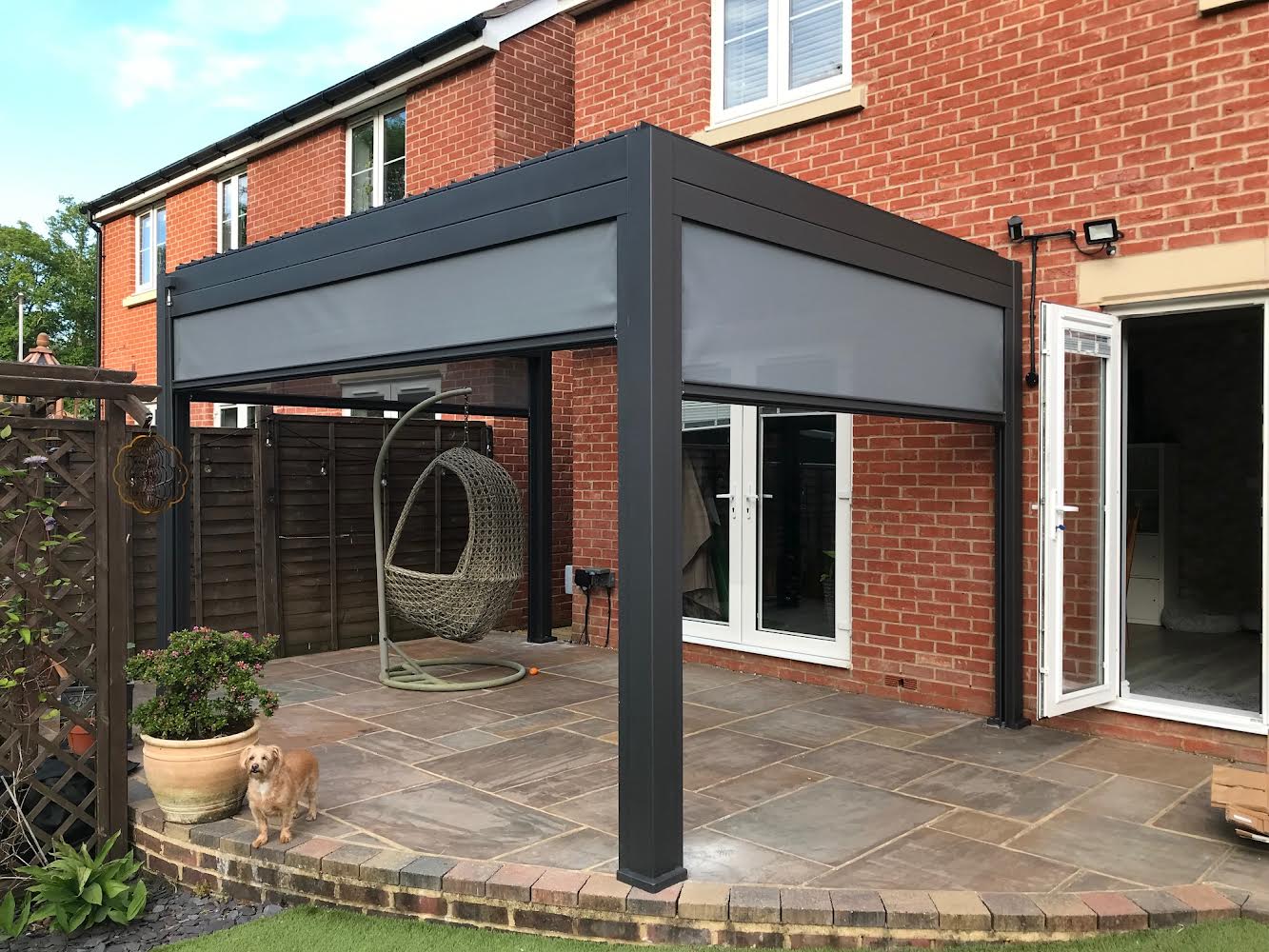 Nova Titan Aluminium Pergola Anthracite Grey
